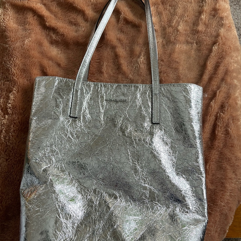 EUC Michael Kors tote